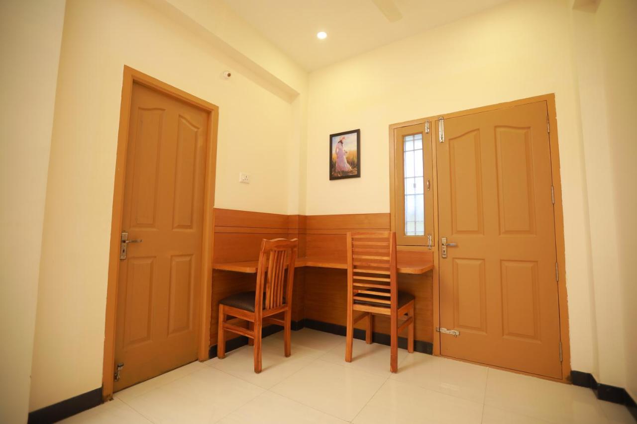 Jmj Comfort Hotel Salem Luaran gambar