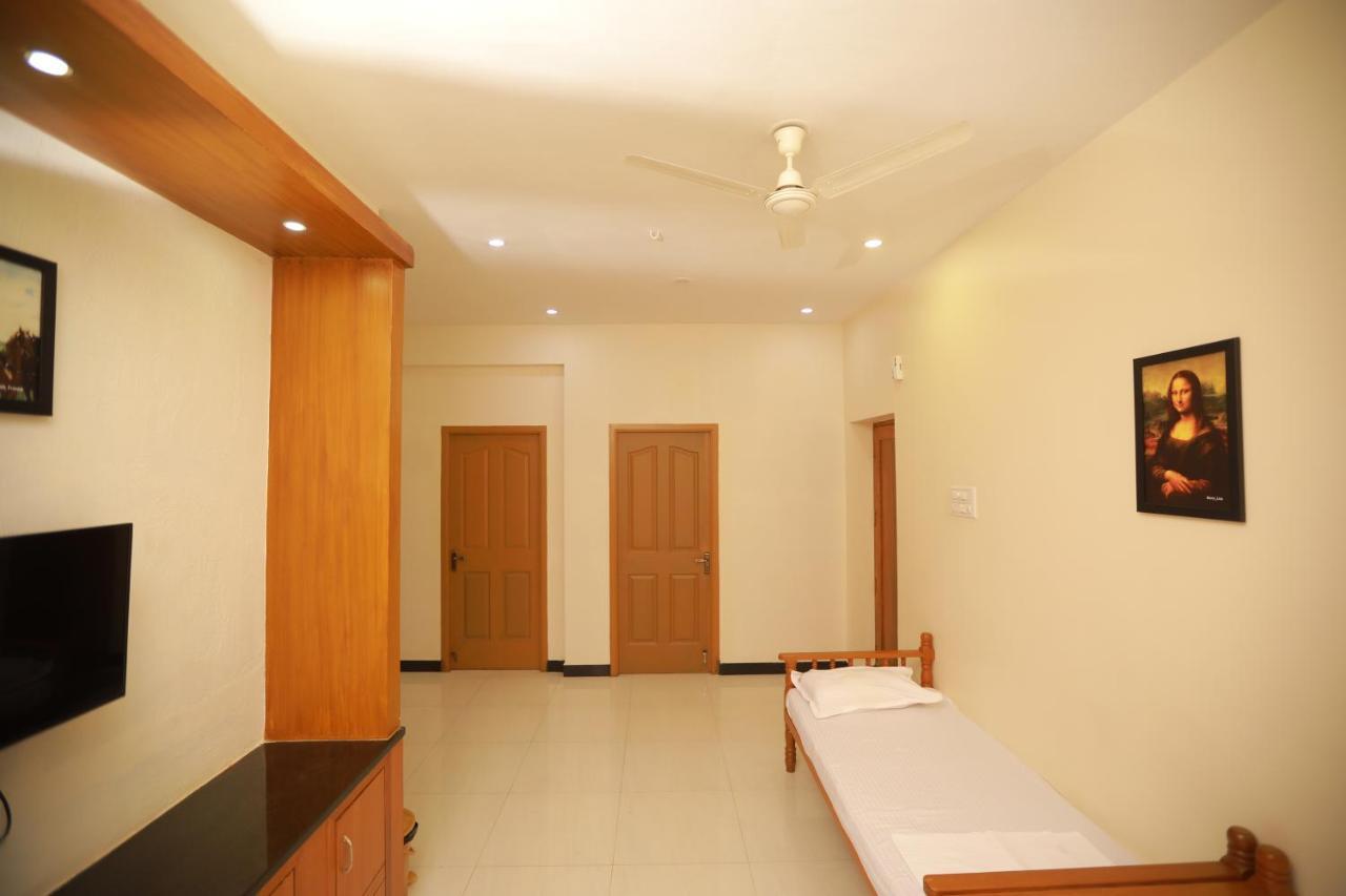 Jmj Comfort Hotel Salem Luaran gambar